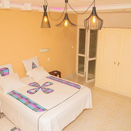 Chambres D'Hotes Villa Luciana Saly 外观 照片