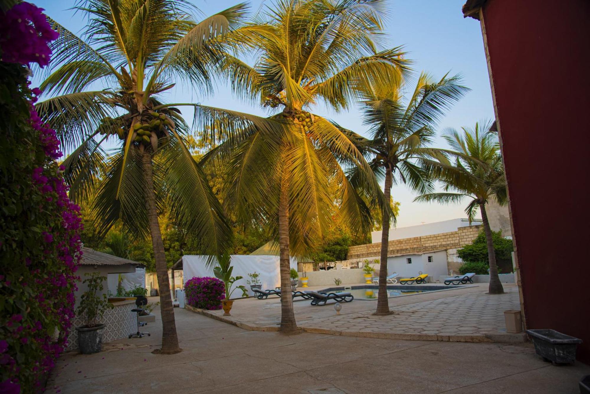Chambres D'Hotes Villa Luciana Saly 外观 照片